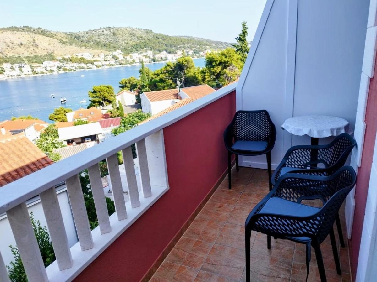 Apartments Mira Rogoznica  Εξωτερικό φωτογραφία