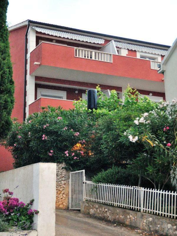 Apartments Mira Rogoznica  Εξωτερικό φωτογραφία