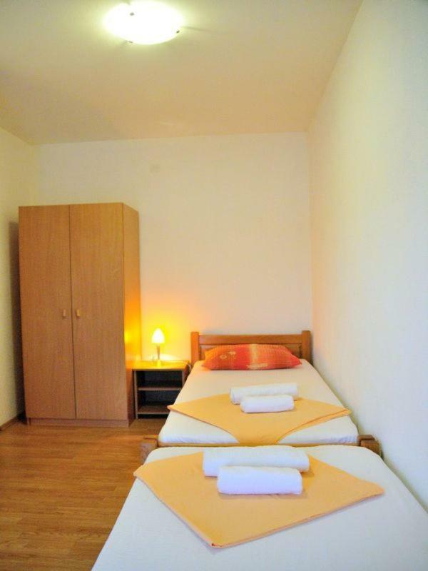 Apartments Mira Rogoznica  Εξωτερικό φωτογραφία