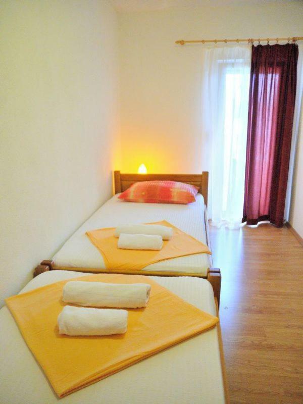 Apartments Mira Rogoznica  Εξωτερικό φωτογραφία